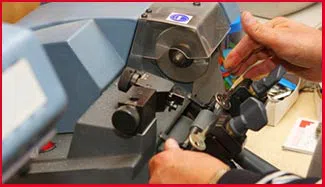 Seattle Pro Locksmith Seattle, WA 206-408-8178 - 9-key-cutting